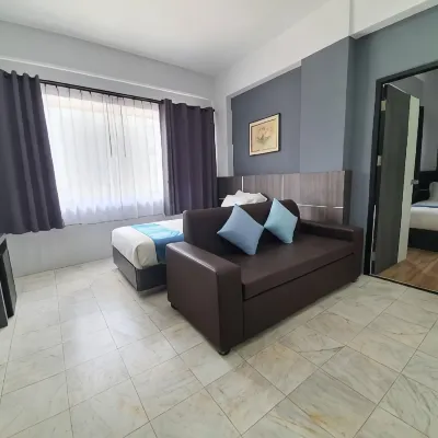 The Inka Hotel Hotels near Wat Yai Chai Mongkol