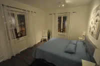 Townhouse Apartments
