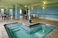 Holiday Inn Express & Suites PUEBLO NORTH by IHG - Gym