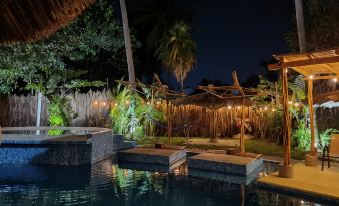 Hotel Ashly Loma Larga