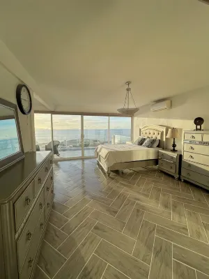 Beautiful 4 story beach house with amazing rooftop located in  Tijuana-Rosarito.