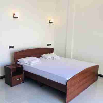 Sky Sea-Arugambay Rooms