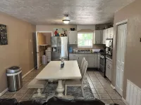 Cozy 2-bedroom house in charming Chiefland with WiFi, AC - 3つ星