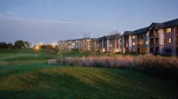 Holiday Inn Club Vacations AT LAKE GENEVA RESORT by IHG - parking