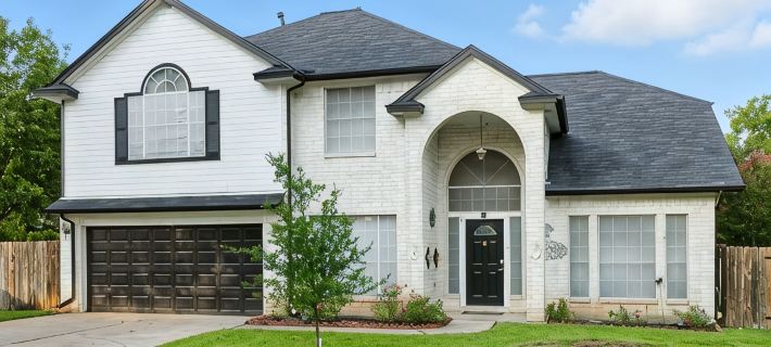 Spacious 4-Bedroom Gem in Pflugerville 24 Min to Downtown Austin Hotels in Pflugerville