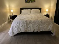 Cheerful 4 Bedroom Home - Back Yard/Game Room!