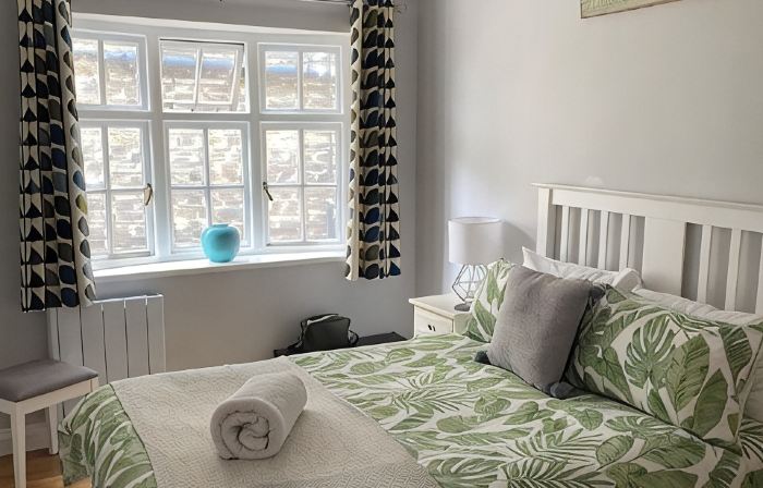 2 bedroom cottage: private parking, by harbour, pubs. Boscastle - North Cornwall