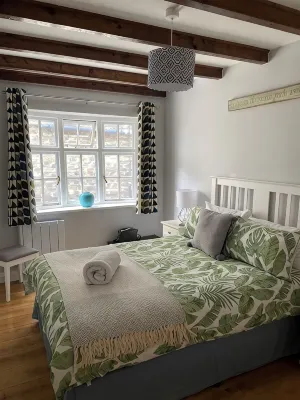 2 bedroom cottage: private parking, by harbour, pubs. Boscastle - North Cornwall