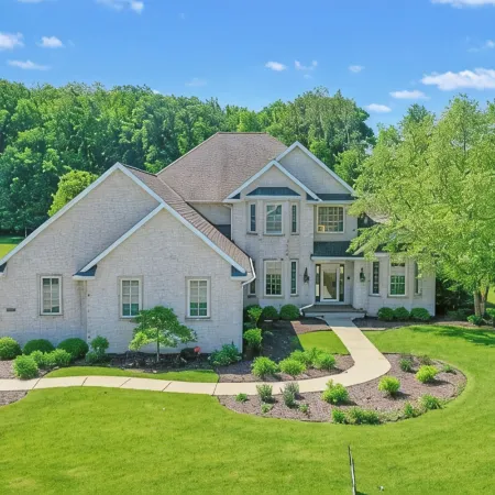Huge home with theater, hot tub, golf cart, and just minutes from Lambeau Field!