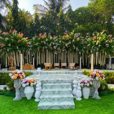 Club Emerald Hotels near BARC