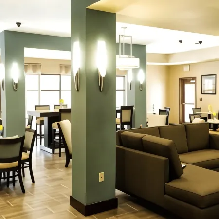 Holiday Inn Express & Suites NATCHEZ SOUTH by IHG