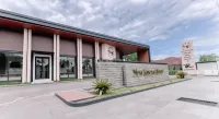 New Surya Hotel