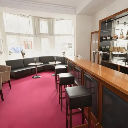 The Alfred Hotel
