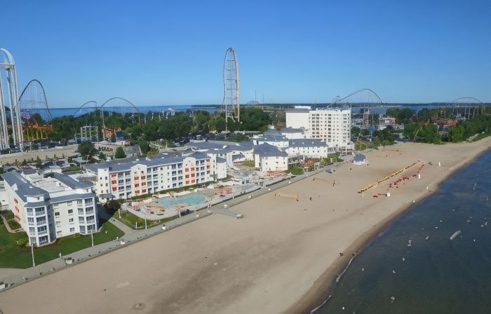 Cedar Point Hotel Breakers