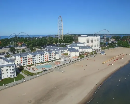 Cedar Point Hotel Breakers Hotels in Sandusky