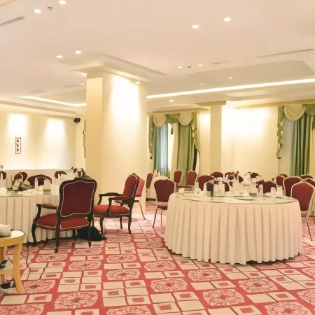 Platinum Park Serviced Apartments