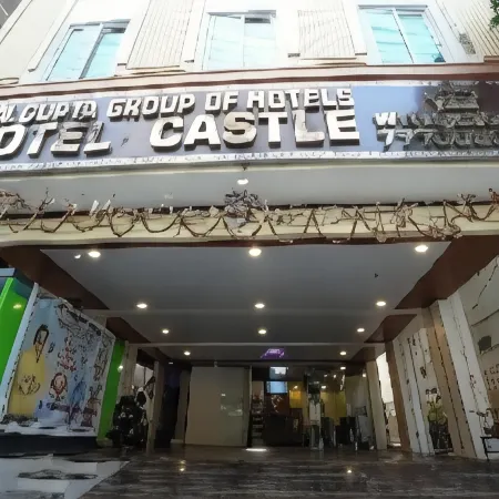 K N Gupta Group of Hotel Castle Отели рядом с достопримечательностью «Оушен Парк»