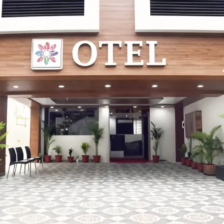 Otel