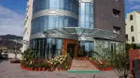 Hotel the Amaris - ที่มีอ่างอาบน้ำ