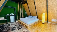 Bridge Hill Cafe Glamping - balcony