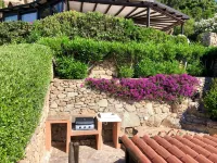 COTTAGE SMERALDA -5pax w/private jacuzzi terrace and shared Pool Seaview - Wi-Fi