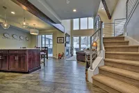 Family friendly 3 bdrm, hot tub, close to Canyons Village, interior designed - balcony