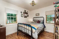 Small log home in the heart of Little Italy - Alphydda