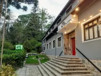 Pousada Vista do Lago - Hostel - Inns