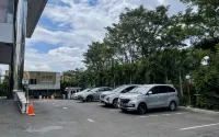 Grand Asrilia Hotel - parking