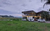 Oemah Djari Hotel Syariah - parking