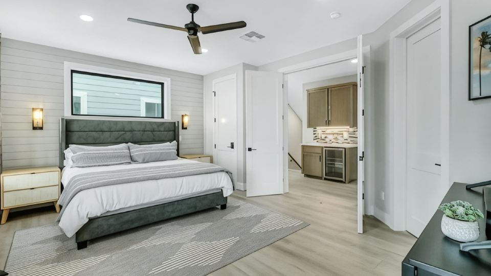 New 3800sf custom home with unobstructed ocean views and private pool