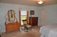 Five W Ranch -Sugar Hill Farm location- Private, Five Minutes From Downtown! - Wifi