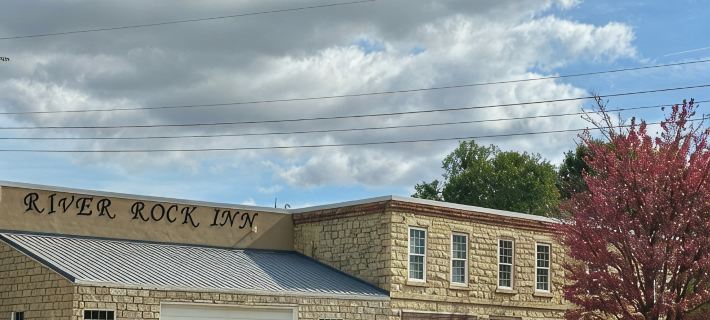 Riverstone Villa #2 - Accessible Family Suite Hotels in Jackson County
