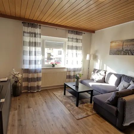 Cozy 3-room apartment with terrace and garden access. Ideal for families