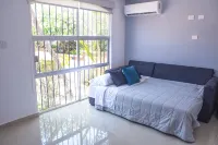 Pool view, Steps from Beach...Brand New - บังกะโล