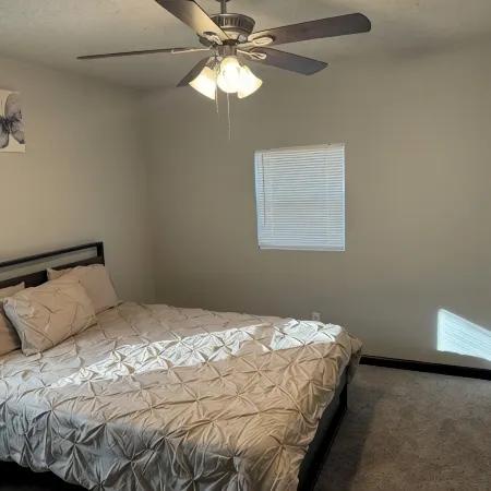 Charming 4-bedroom farmhouse with WiFi, AC in welcoming Spencer