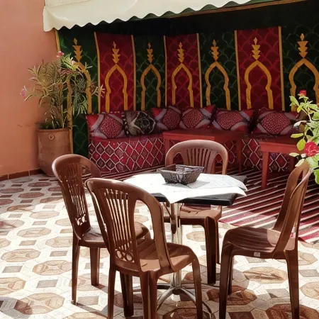 Riad Jibril Отели рядом с достопримечательностью «Баб Аньёу»