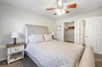 Charming 2-bedroom apartment in peaceful Twin Falls with AC, WiFi - 3 ดาว