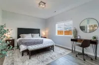 Modern WW Valley Retreat- EV Charger, BBQ, Near Wwu & Wineries, Large Backyard