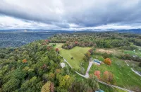 3br Cottage in Lansing bordering the New River Gorge National Park and Preserve - 4-Star