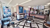 Howard Johnson Plaza by Wyndham by the Falls / Niagara Falls - WiFi