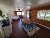 Country Home at the Crossroads - Homestays