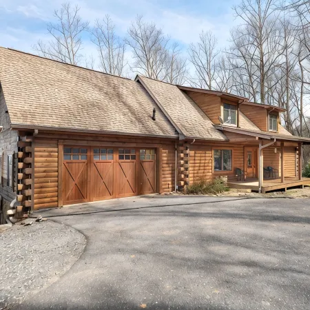Elk Mountain Lodge: An AVL Mountain Escape w/Hot Tub, Fireplace, Hi-Speed Wifi