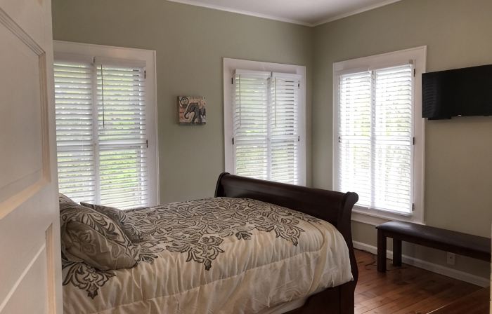 1st Class Rentals Munson Manor VI at Chestnut 2nd Floor
