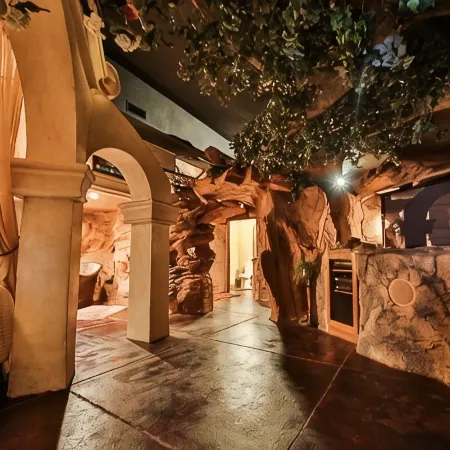 Stay in the Zion themed inn!3348714 a new 2nd rental. The Silo Inn