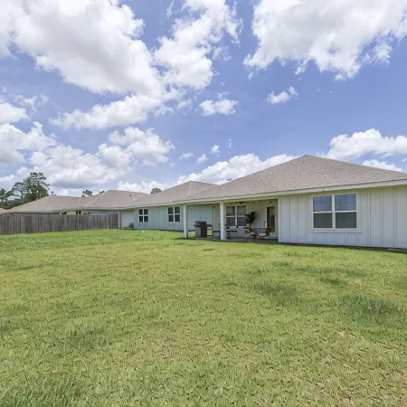 Modern & Cozy ☀ Close to Beach ☀ 4 Bedrooms ☀ 2 Full Baths