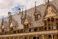 Alfred Hotels Beaune la Madeleine - 3-Star