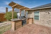 Emery’s Place GAME ROOM, 4BD 2BR near Palo Duro Canyon - 4-Star