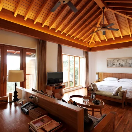 Huquan Tianyi Hotel