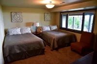 It's Reunion Time! Flathead Lake Waterfront Dream House! - 4-Sterne